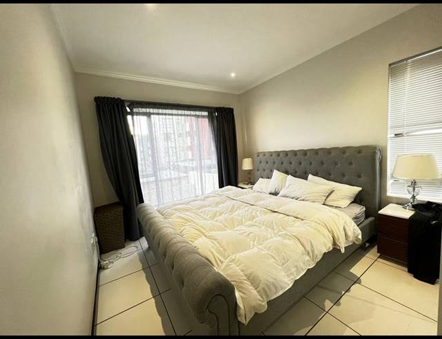 2 BEDROOM APARTMENT FOR SALE IN FOURWAYS
